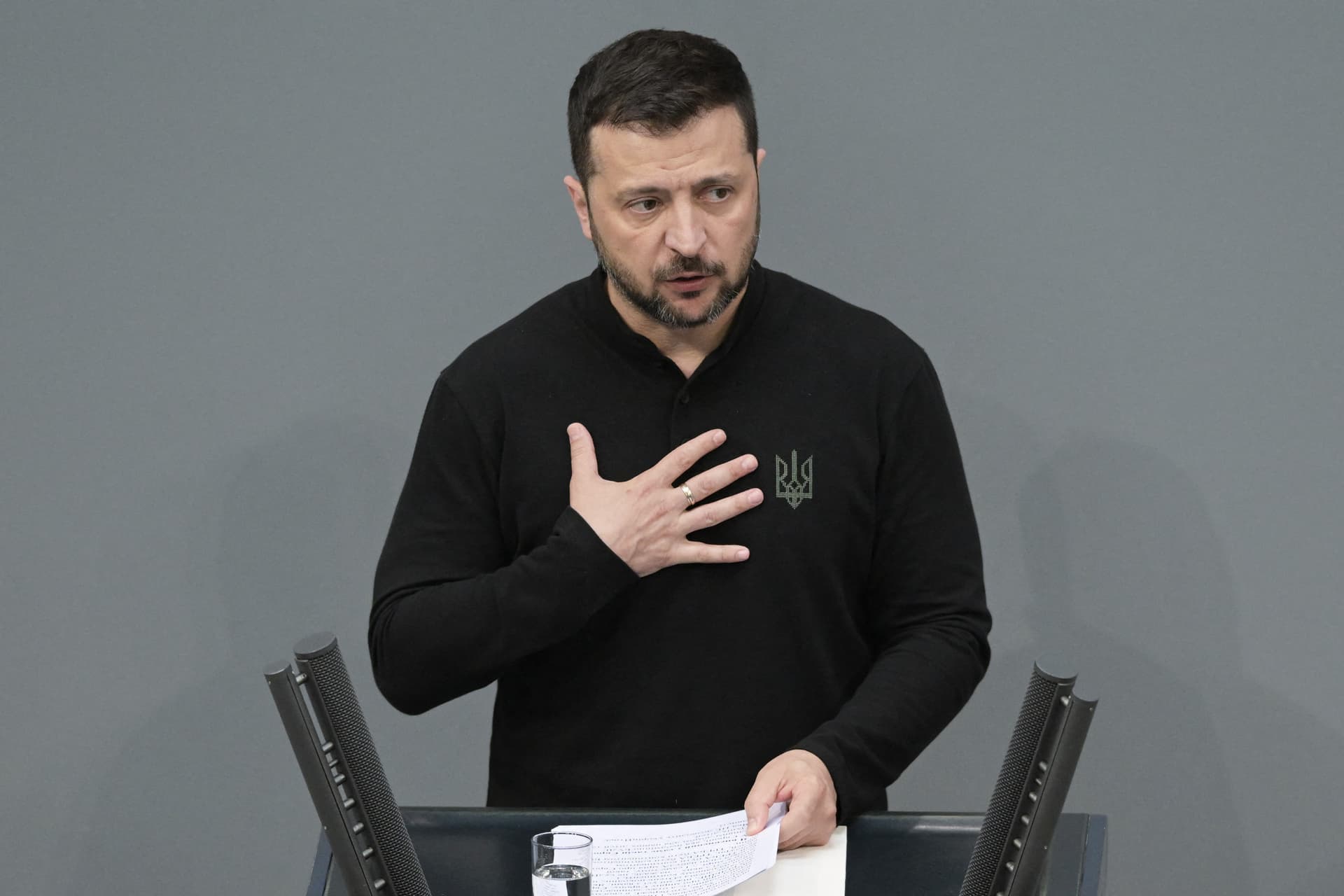 Megszólalt Zelenszkij a kompromisszumról