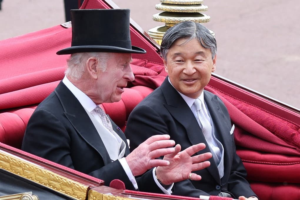 Nagy-Britanniába látogatott a japán császár