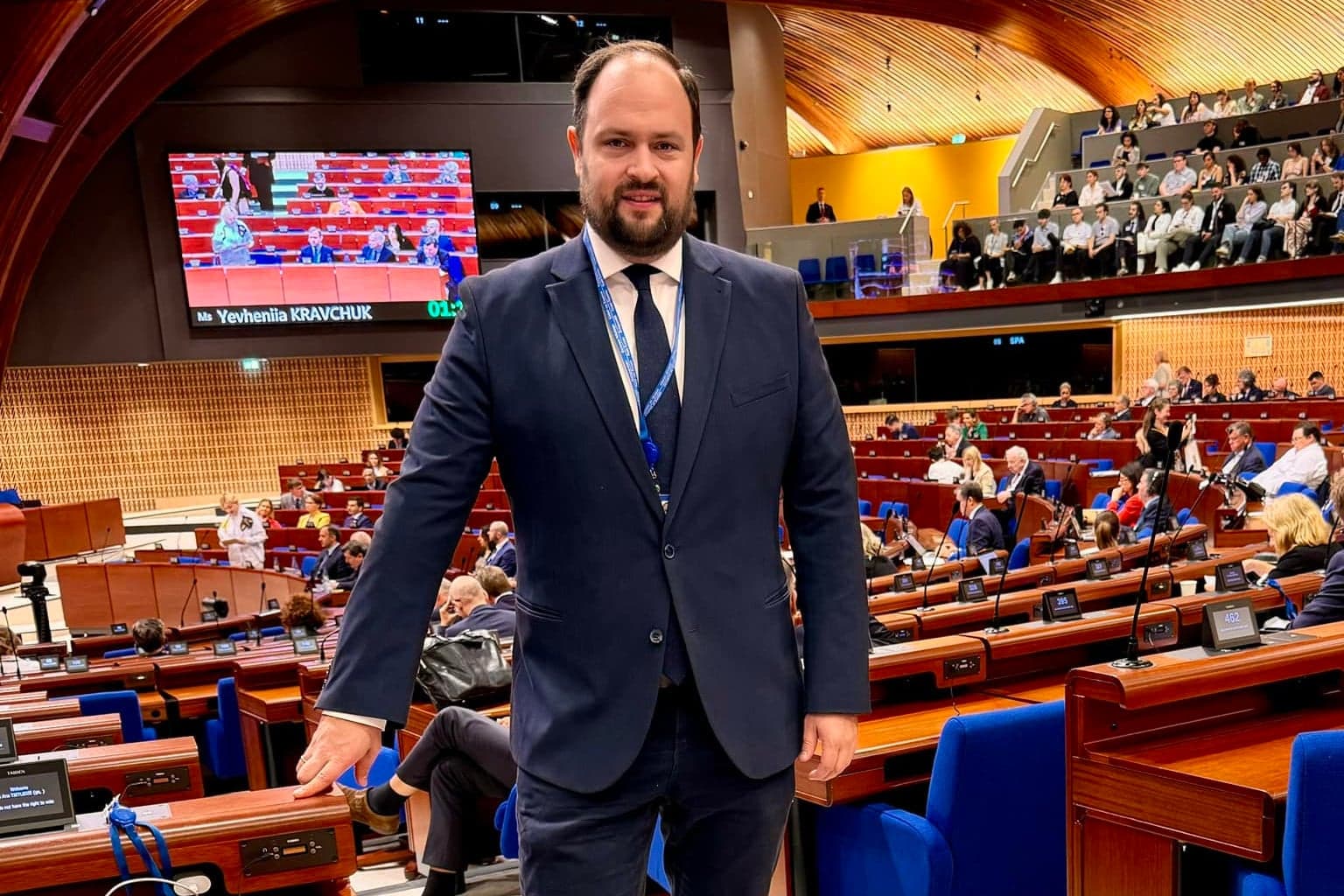 „A fiatalok jövőjéhez béke kell”