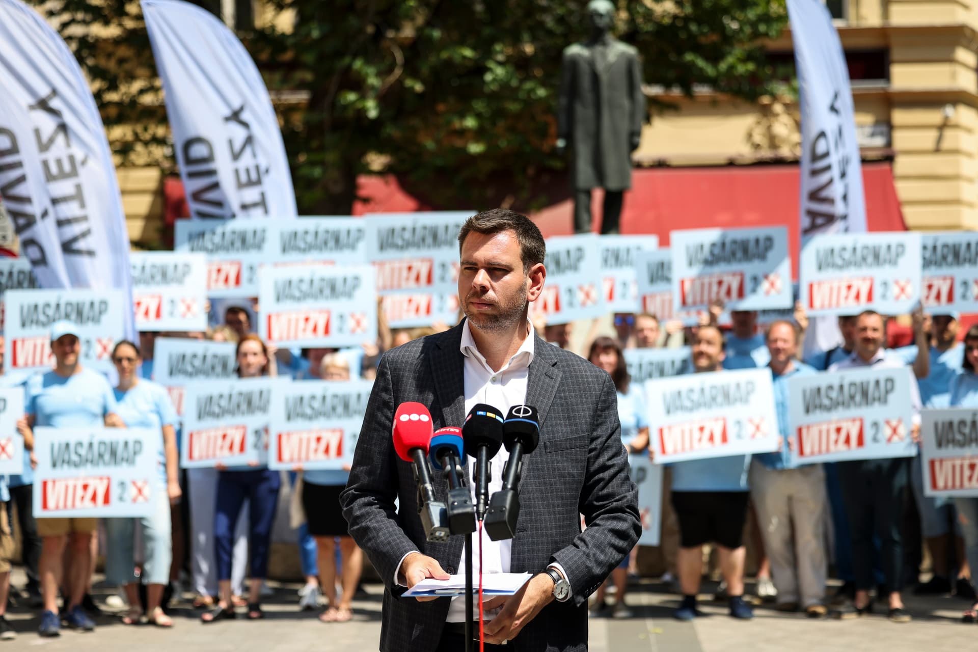 Vitézy Dávid: A kormány egy 21. századi városfejlesztési víziót támogatott, amikor visszaléptette jelöltjét