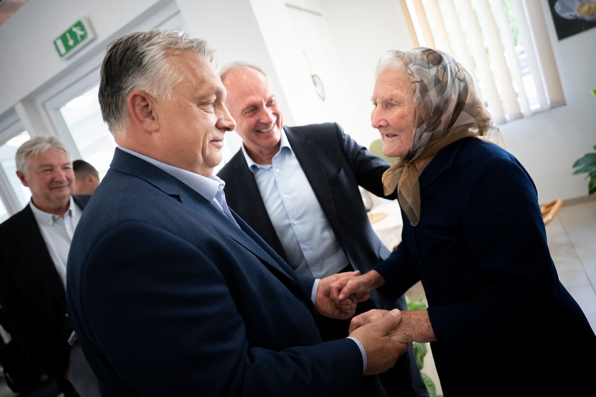 Orbán: Vasárnap mondjunk nemet a háborúra