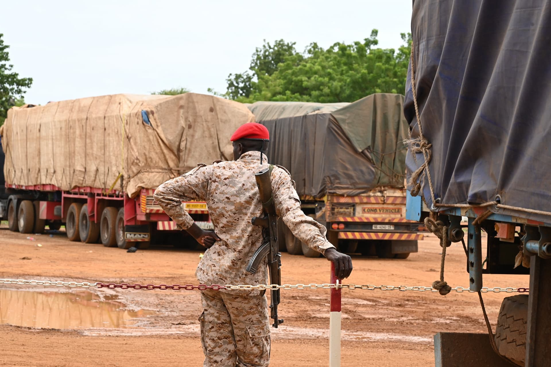 Afrika kiterjedt térségei kerülhetnek szélsőségesek ellenőrzése alá