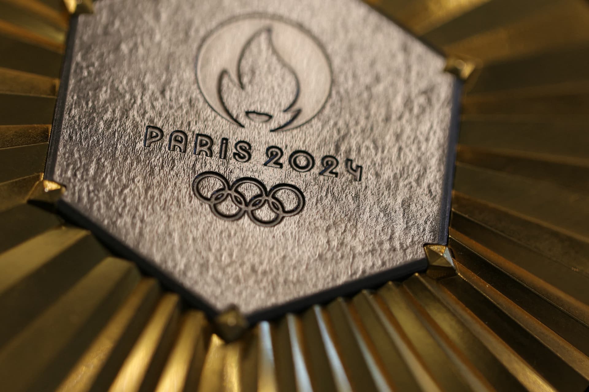 Az olimpiára és a paralimpiára összesen 5084 érem készül