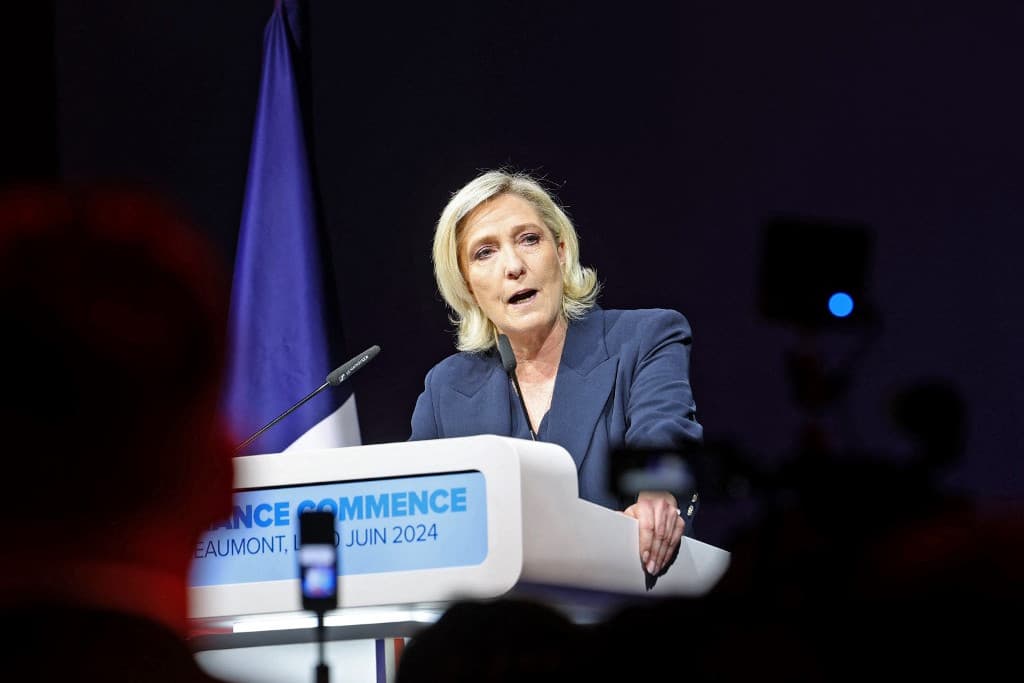 Marine Le Pen ígéretei betartására emlékeztette a francia kormányt