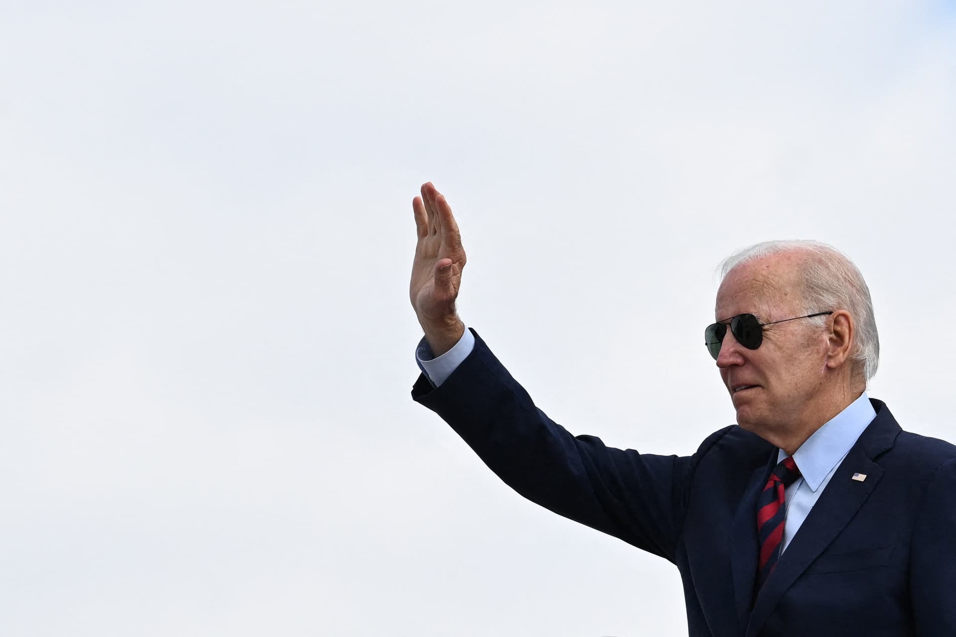 Hollywood örvend Joe Biden visszalépésének