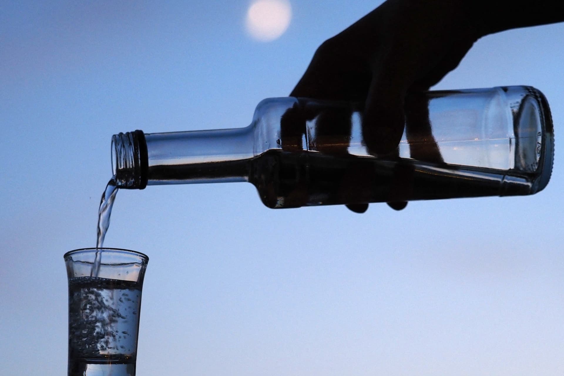 Az alkohol, amely kevésbé ártalmas a bőrre
