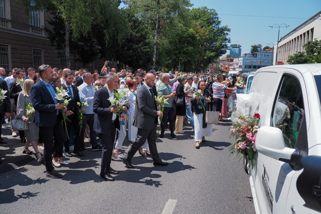 Szarajevói érsek: az áldozatok sírjai a béke szószólói
