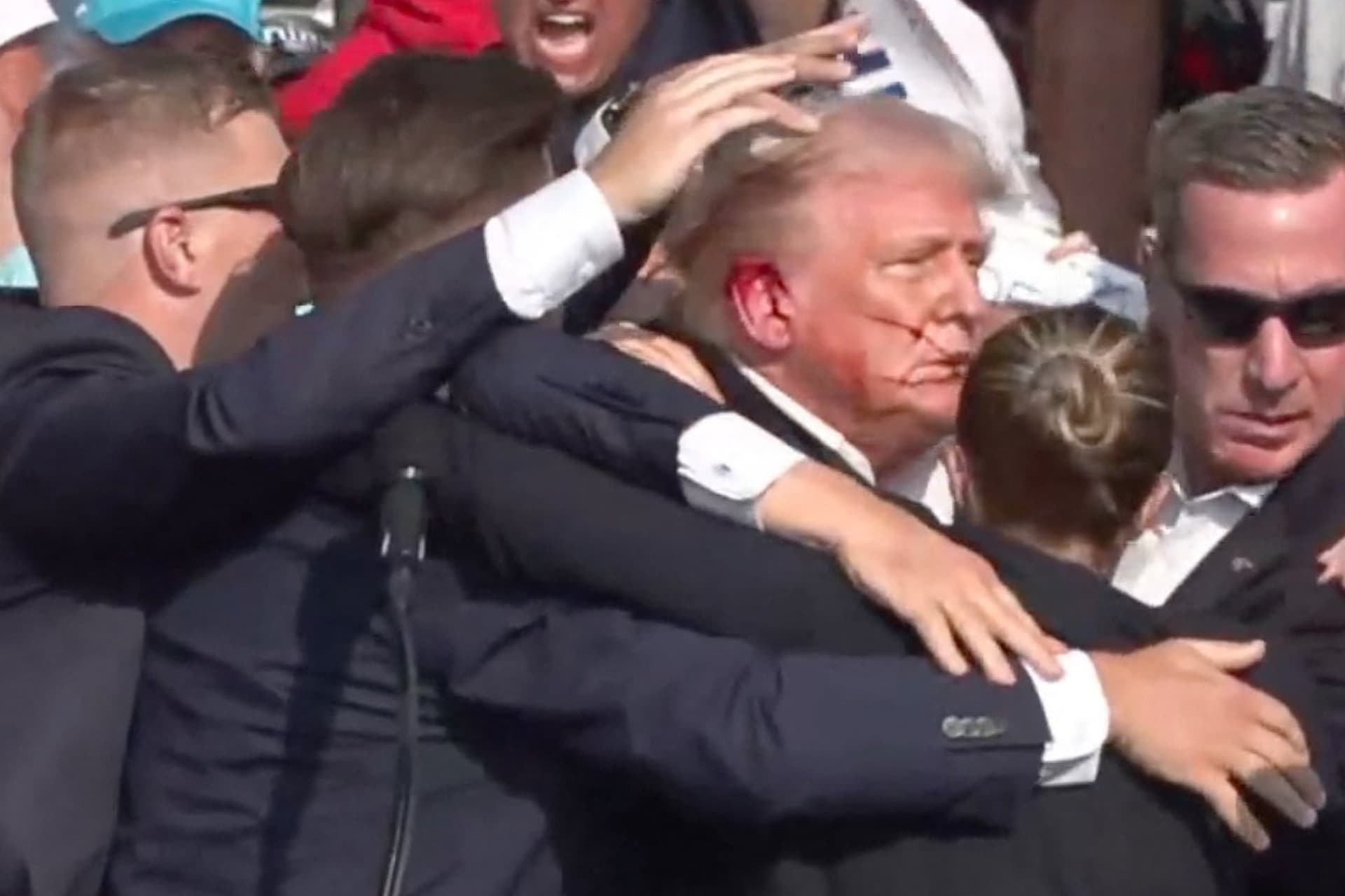 Újabb részletek a Donald Trump elleni merényletről