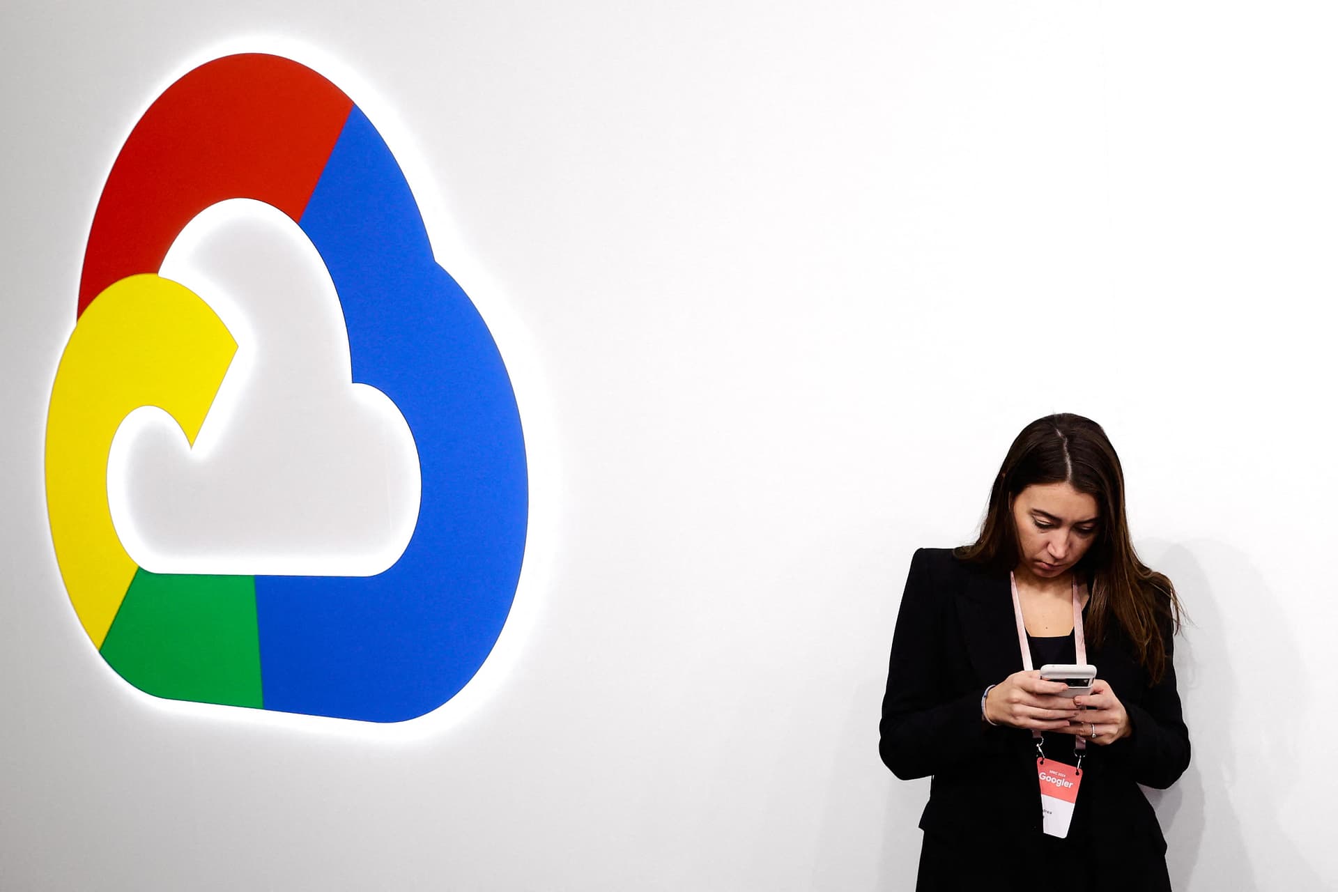 Feldarabolják a Google-t?