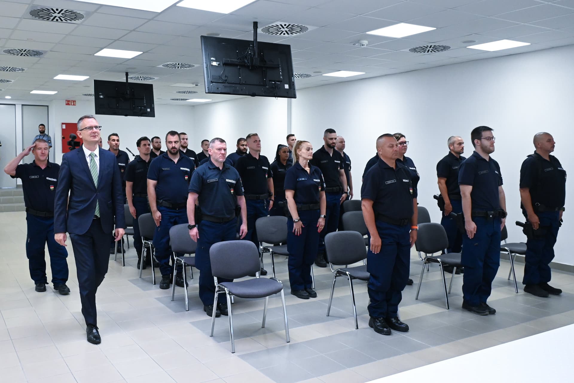 Rétvári Bence: Európában egyre nagyobb probléma az illegális migráció
