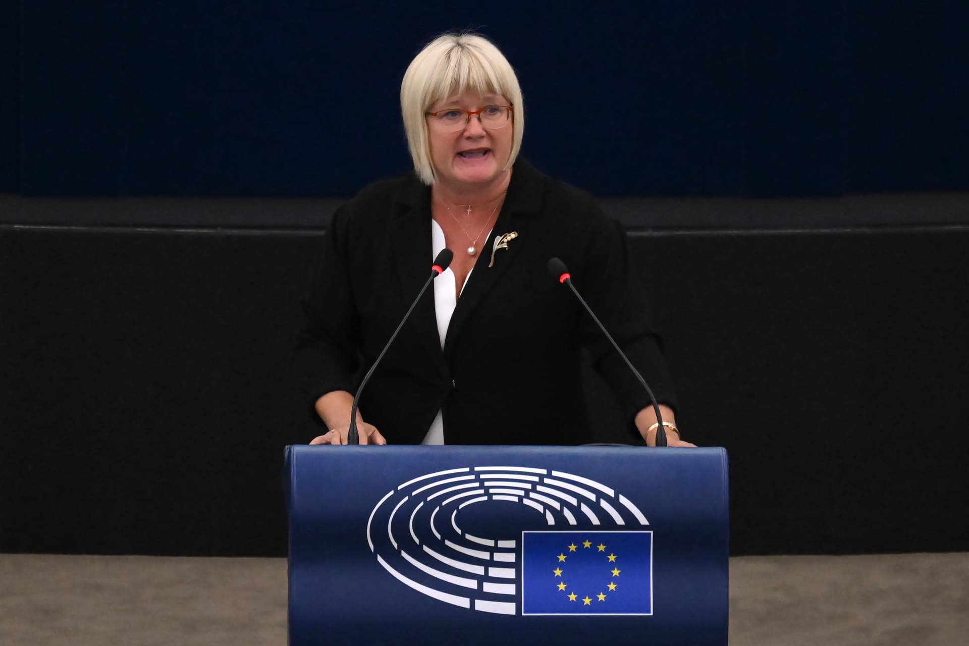 Gál Kinga: Az Európai Parlamentben csak a háborúpártiak kerülhetnek pozícióba