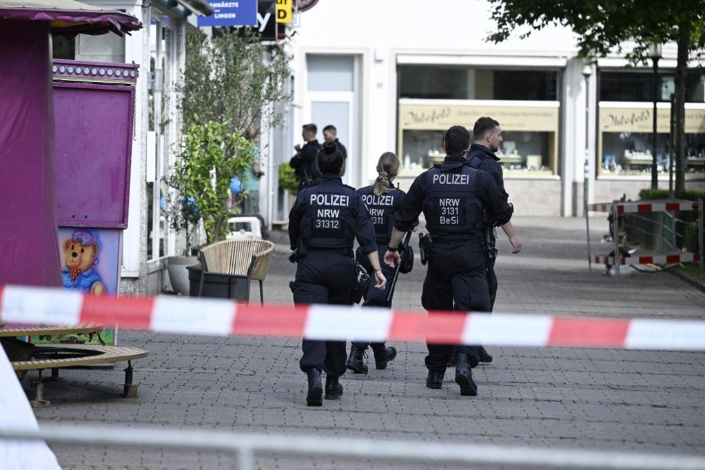 Kemény üzenetet küldtek a németek Merkelnek