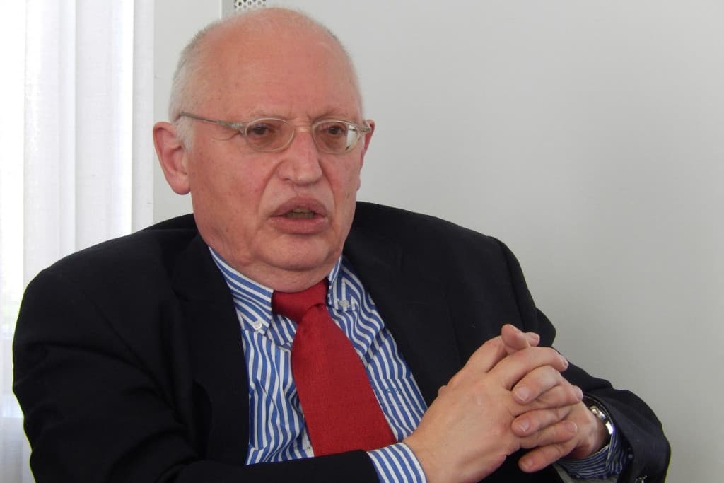 Günter Verheugen: „Európa önállóságáért” ma Orbán Viktor és Robert Fico állnak ki