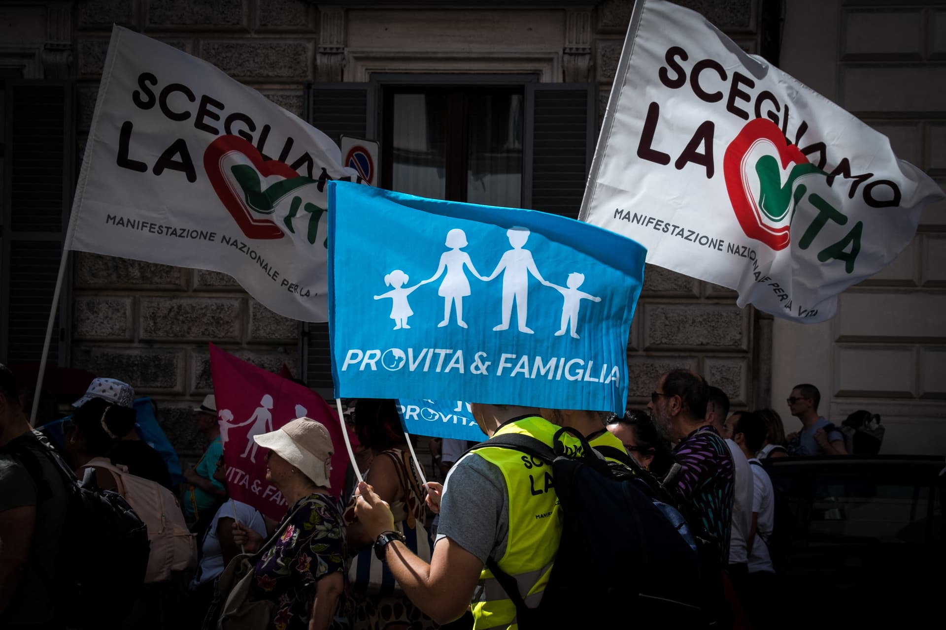 Az abortuszról vitatkozik Olaszország