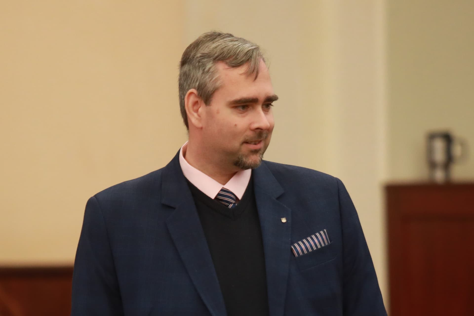 Az önkormányzat szerint munkavégzése miatt Kiss László polgármester jogszerűen kapja a fizetését + VIDEÓ