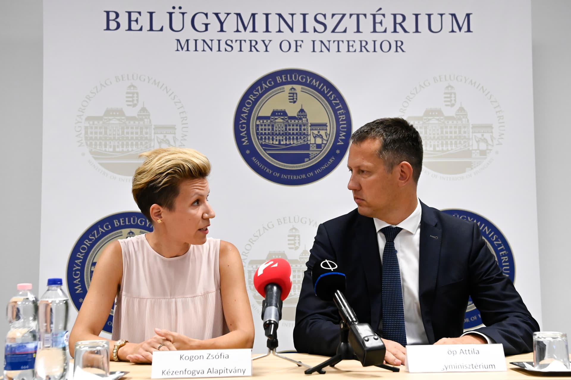 Fülöp Attila: Otthoni segítő szolgáltatást biztosító szervezeteknek hirdetett pályázatot a kormány