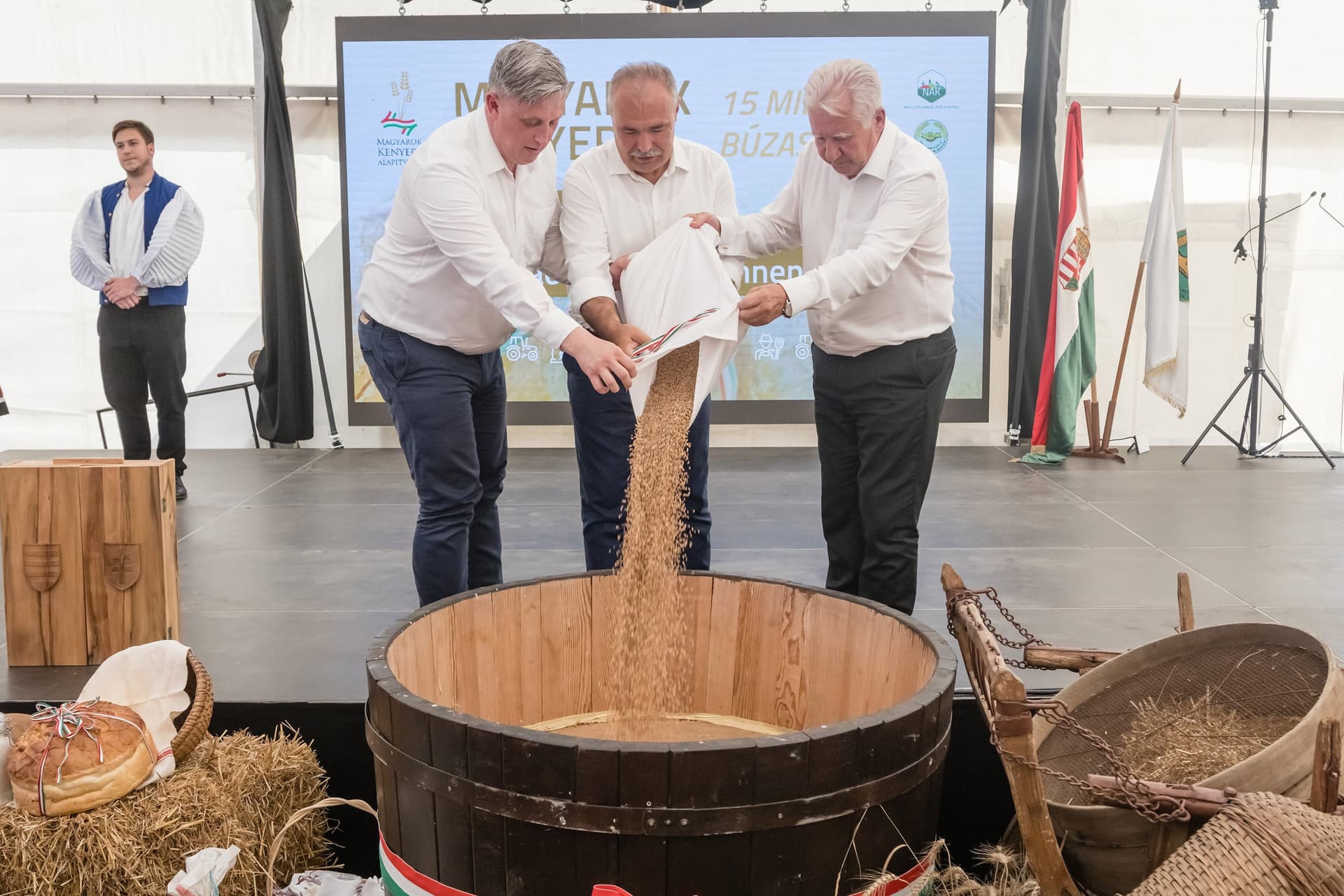 Jakab István: A kárpátaljai gazdák azt üzenik, a mostani nehéz helyzetben is élnek, élni akarnak