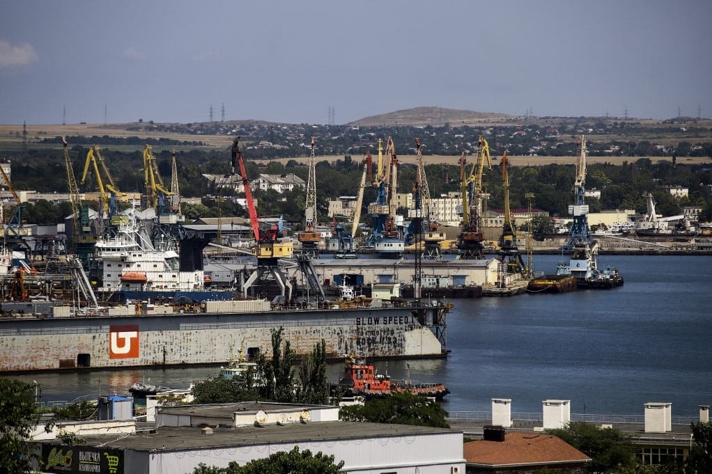 Ukrán támadás süllyesztett el egy üzemanyagot szállító vasúti kompot