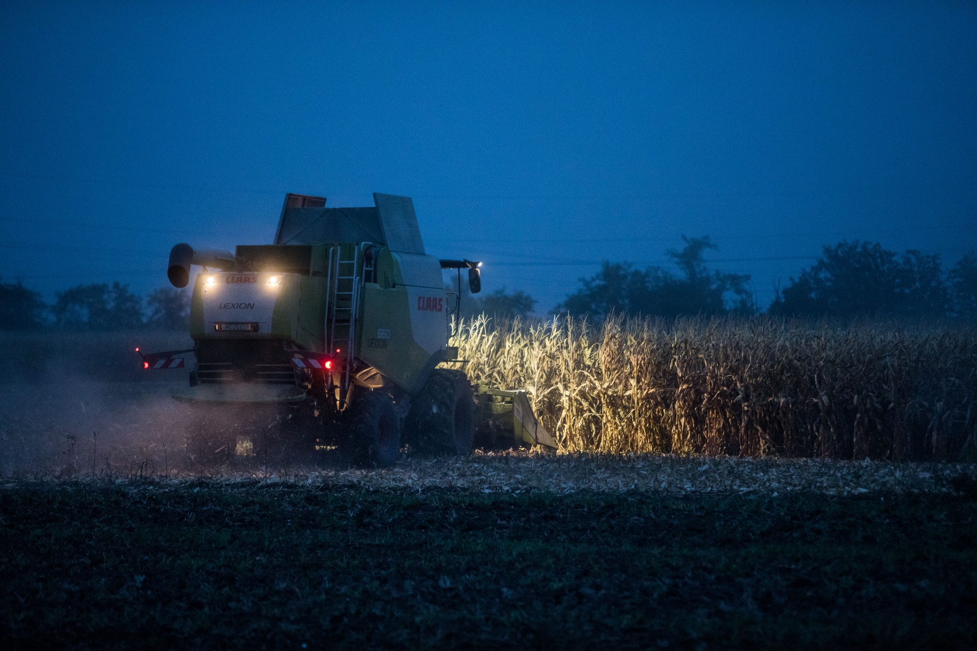 Újabb pályázatok az agrártárcától