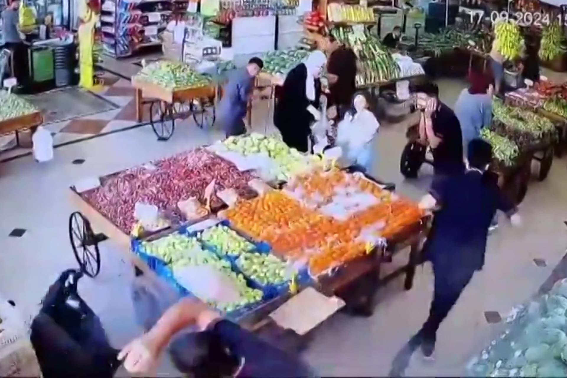 A Moszad ötezer személyhívóba rejtett robbanószert, amiket a Hezbollah rendelt Tajvanról