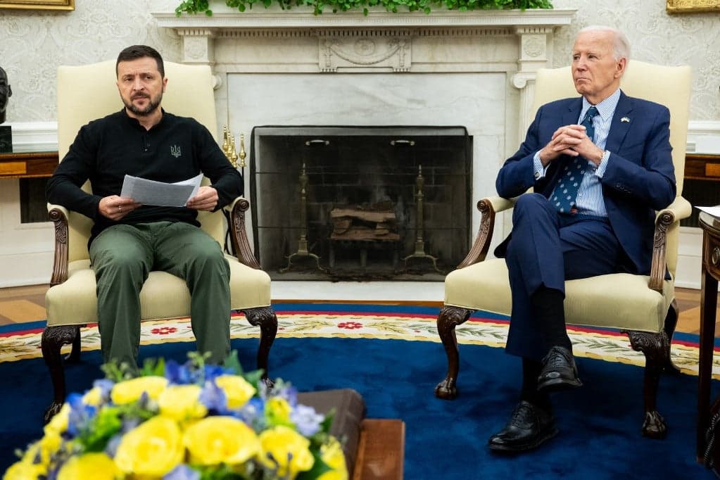 Biden beszámolt Zelenszkijnek