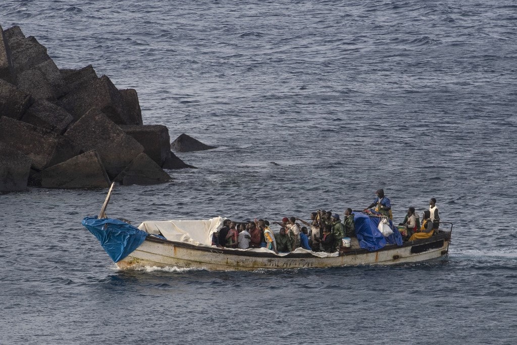 Sokkoló beszámoló egy migránshajóról