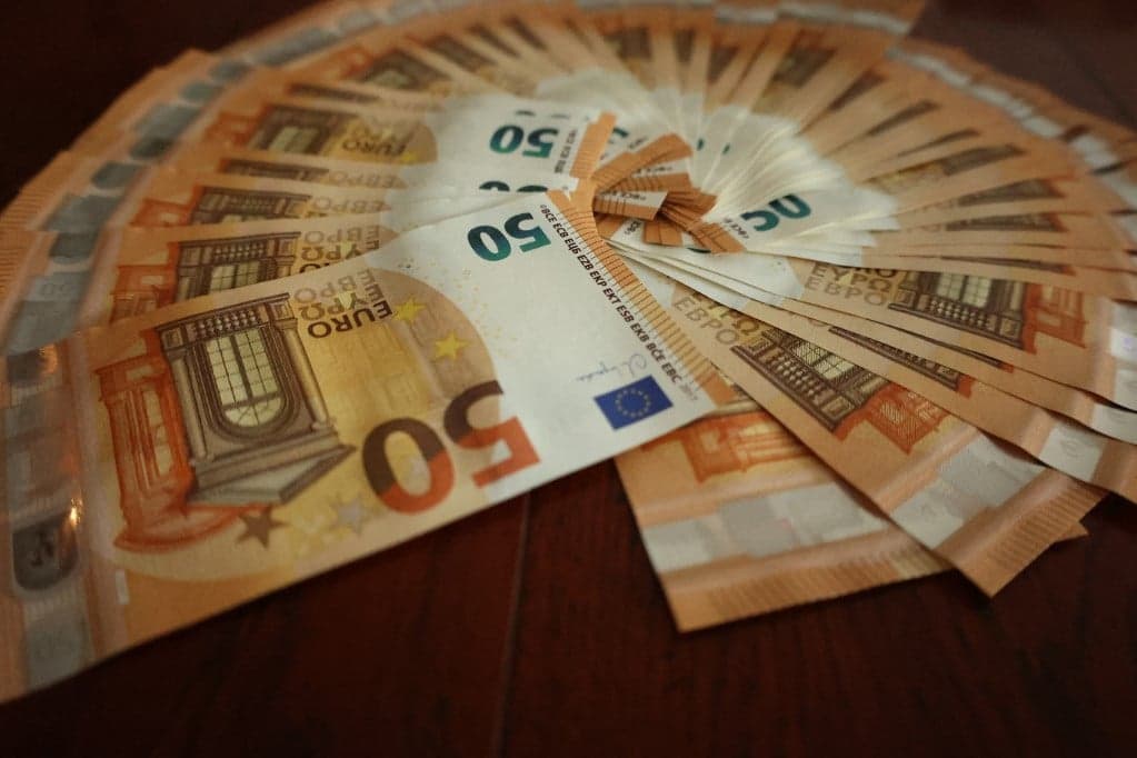 Továbbra is magas globális infláció várható