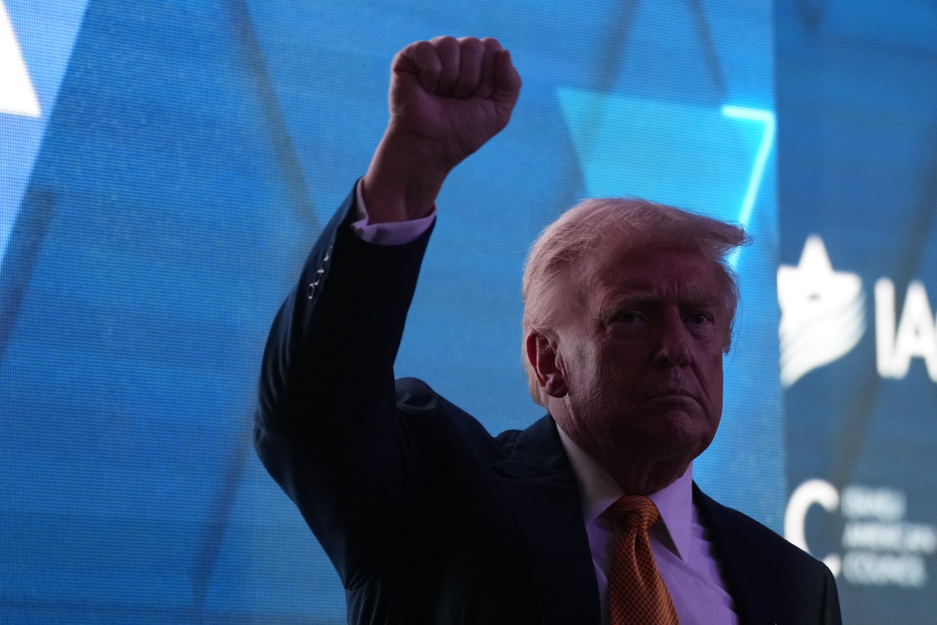 „Trump újraválasztása az egyetlen remény, hogy stabilizálni lehessen a törékeny biztonsági helyzetet”