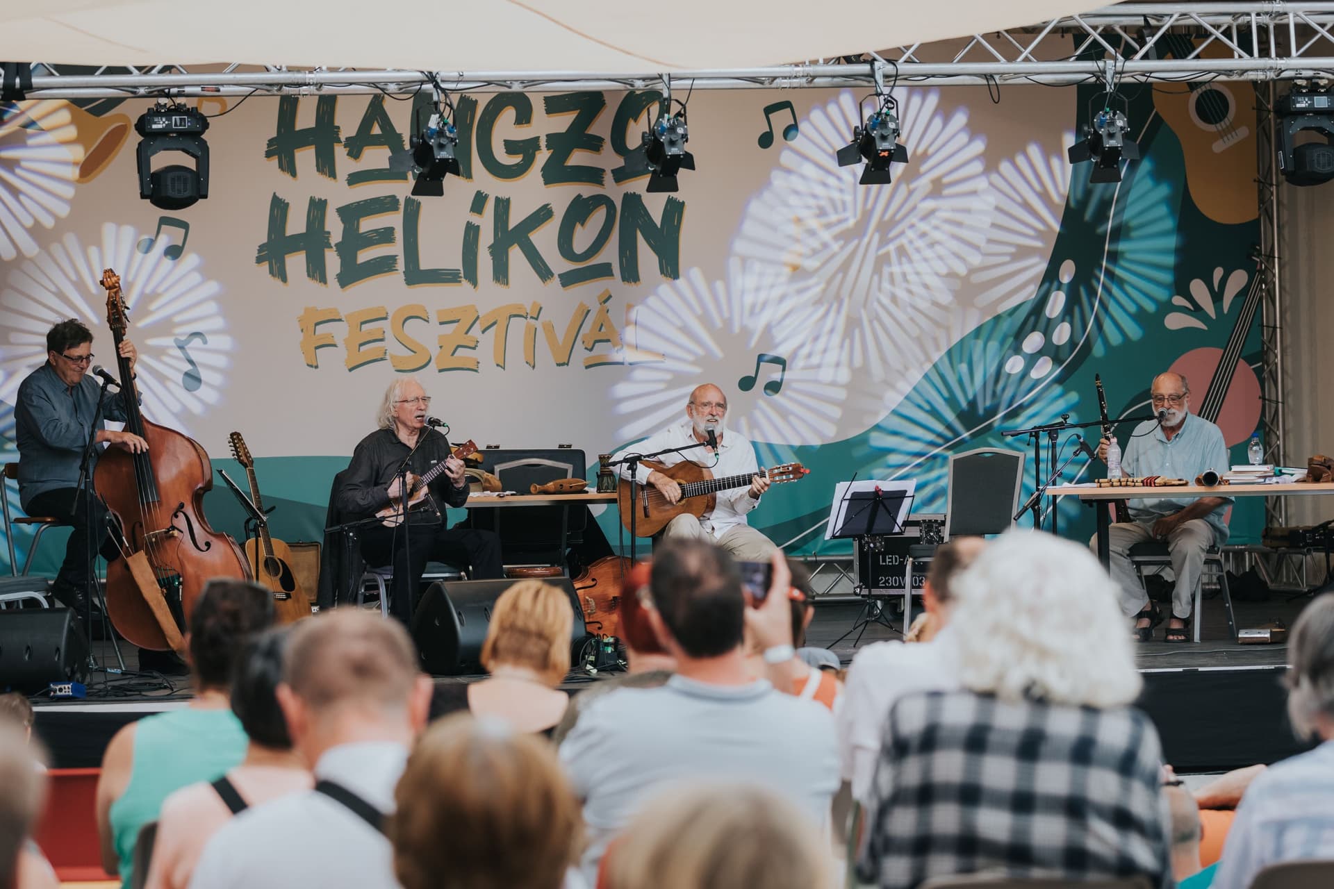 Hangzó Helikon Fesztivál a Vajdahunyad várában