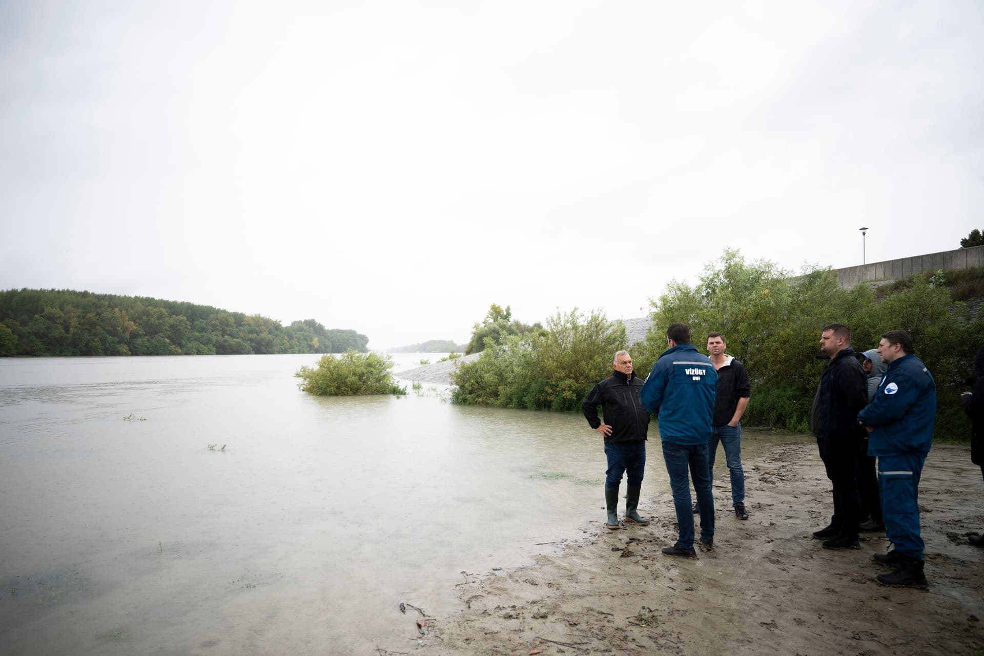 A Kozma István Magyar Birkózóakadémia, a Csepel SC és a Csepel Torna Club is felajánlotta segítségét