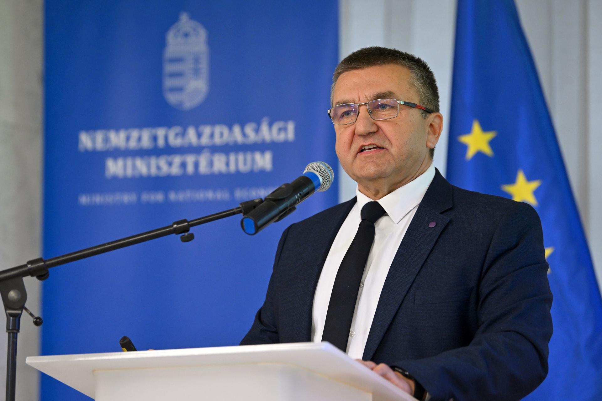 Biztonságot nyújt a hároméves bérmegállapodás