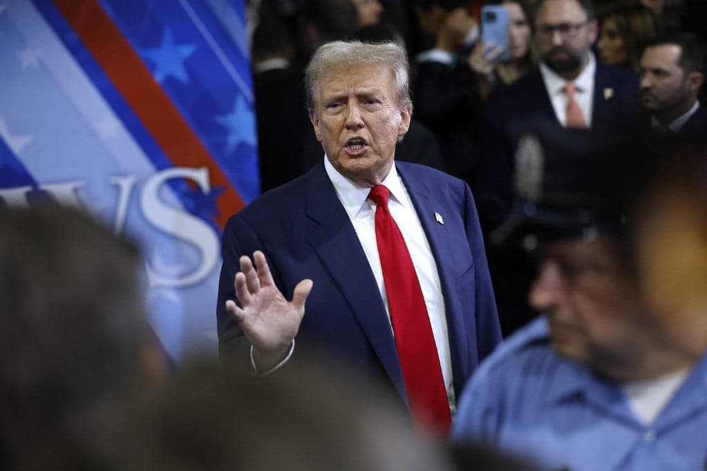Hogy került Orbán Viktor a Trump-Harris vitába?