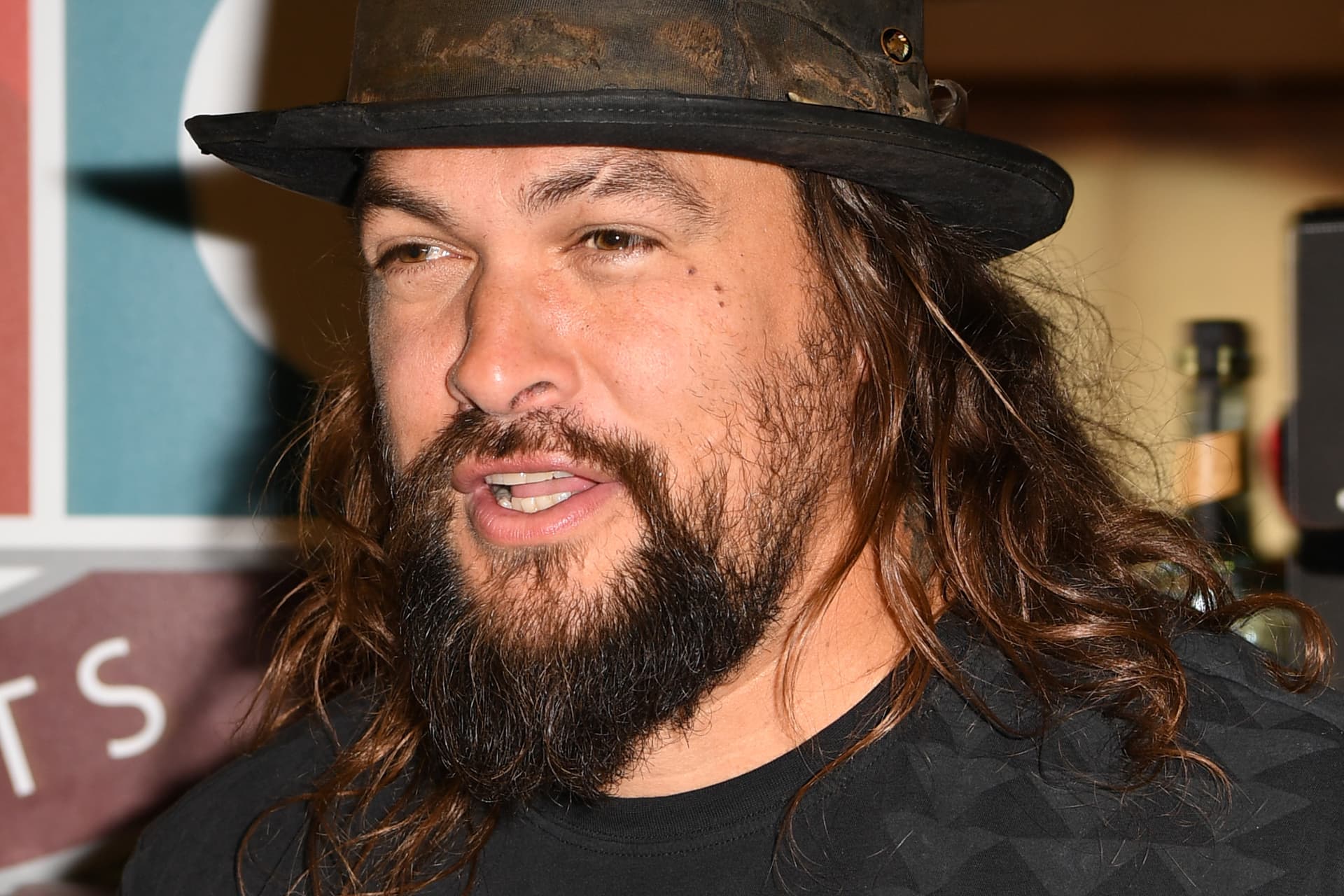Jason Momoa bántalmazhatta kollégáit