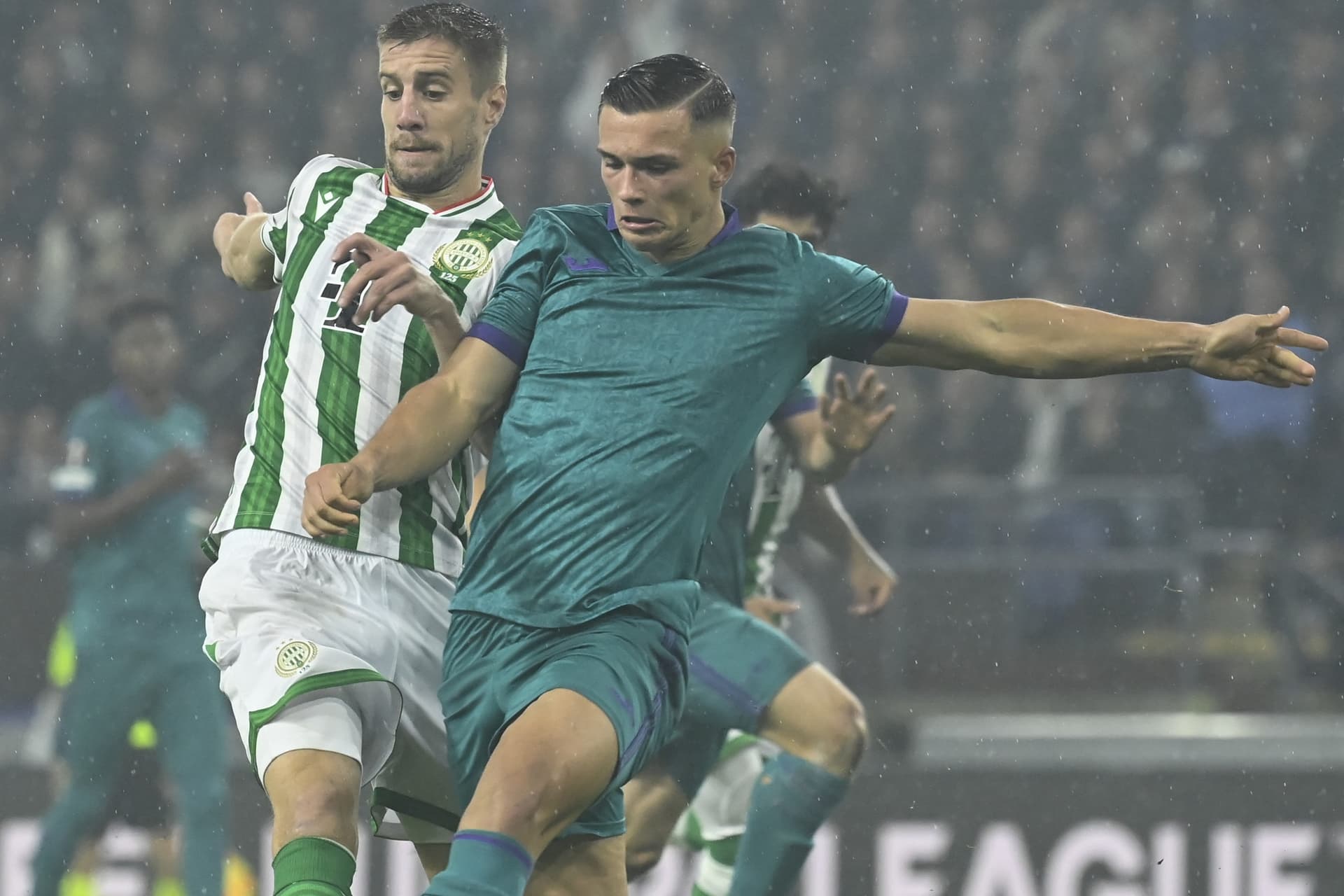 Csaknem 24 millió forintra büntette a Ferencvárost az UEFA
