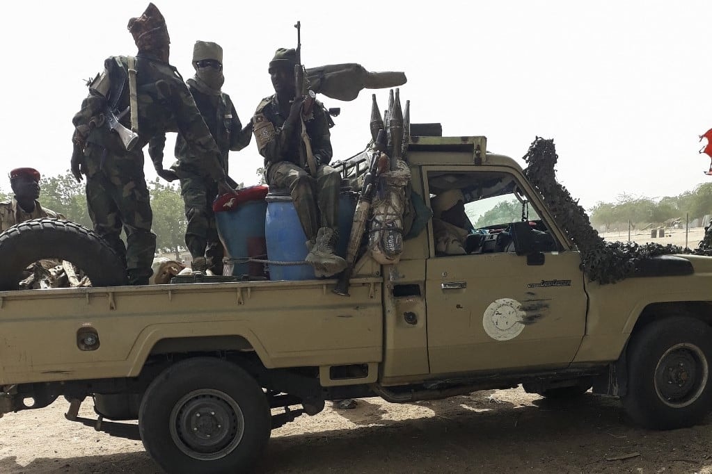 Iszlamista fegyveresek ütöttek rajta egy nigériai támaszponton, többeket megöltek