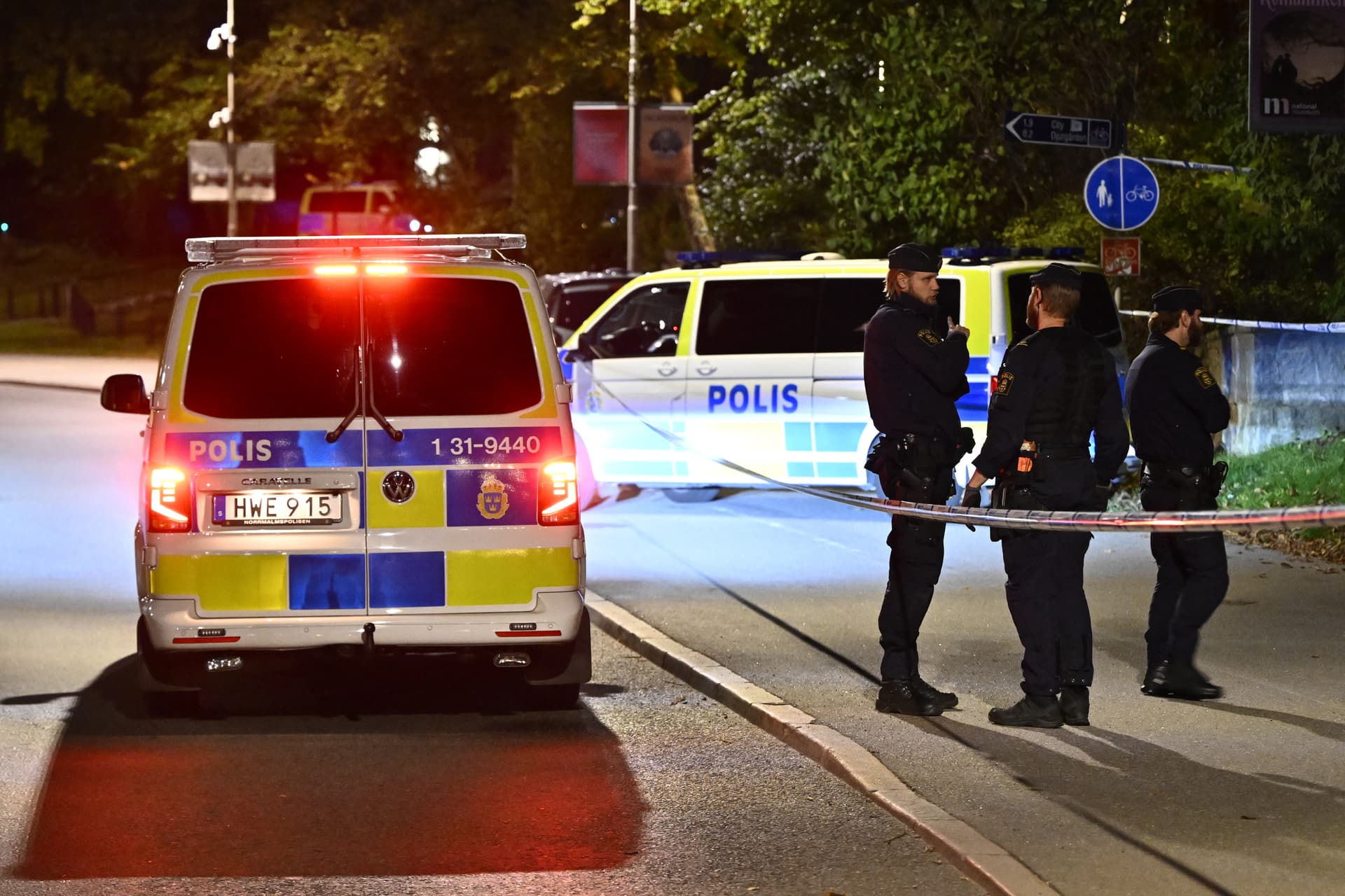 Stockholmban több lövést adtak le Izrael nagykövetségére