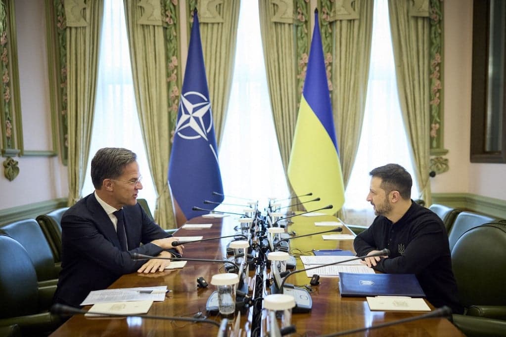 A NATO azon dolgozik, hogy egyre közelebb hozza Ukrajnát a szövetséghez