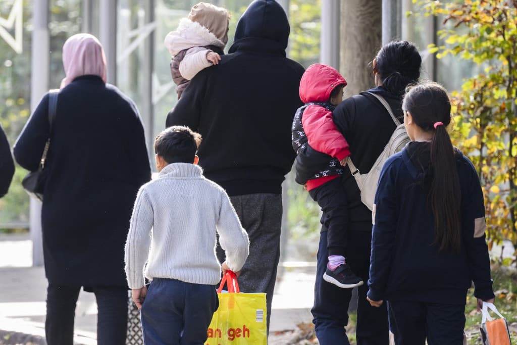 Franciaországot is fizetésre kötelezné az EU