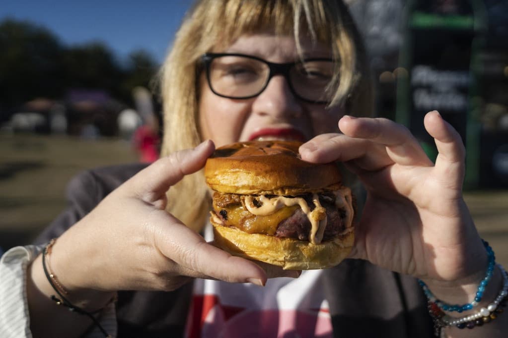 A gyorséttermi hamburgerek ijesztő titka