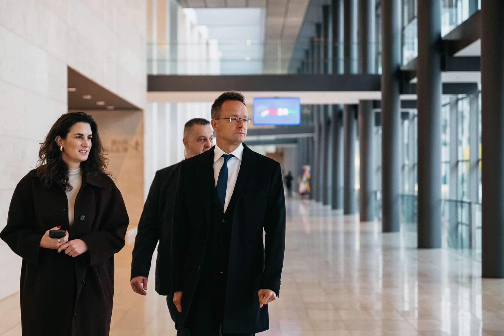 Szijjártó Péter: Nagy a baj! + VIDEÓ
