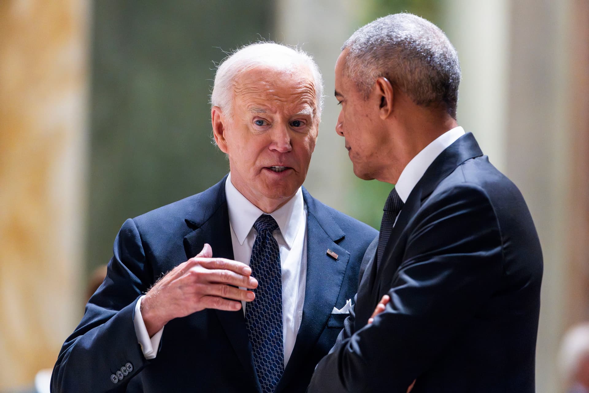 Biden azt mondta Obamának, hogy Harris nem olyan erős, mint ő + VIDEÓ