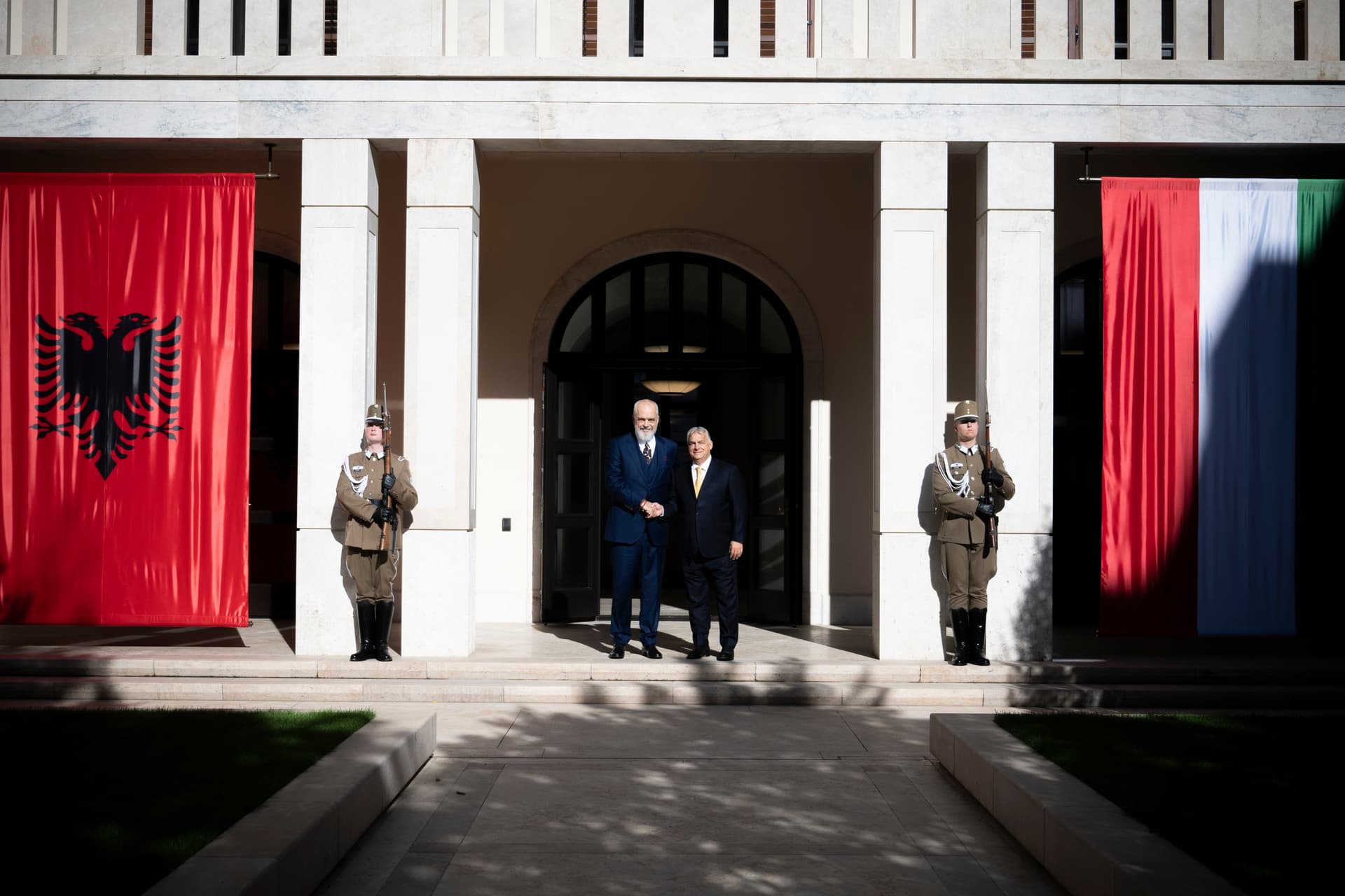 Orbán Viktor: Albániának már régen bent kellene lennie az EU-ban
