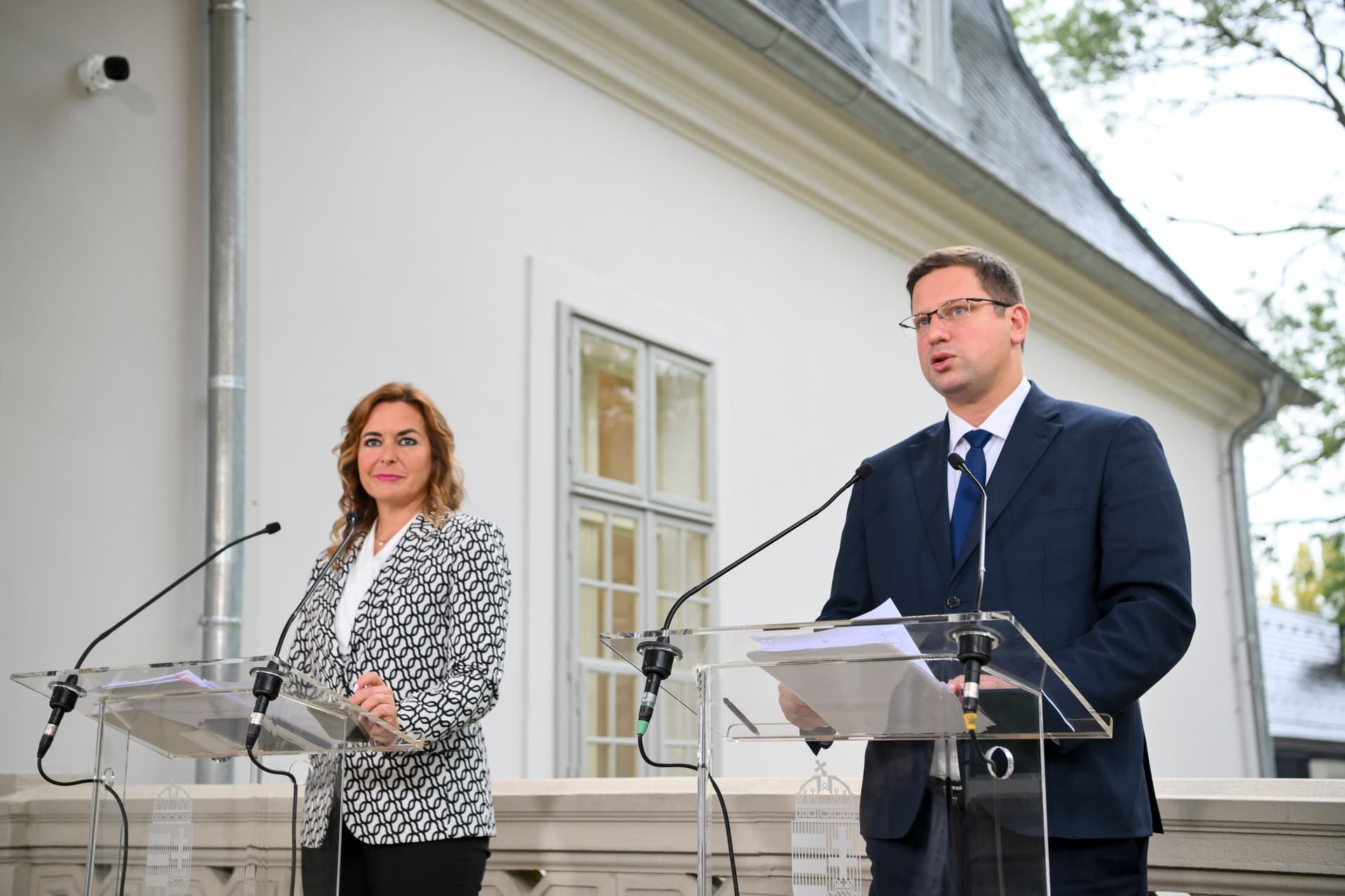 Magyarország nem csatlakozik a Nyugat kereskedelmi hidegháborújához