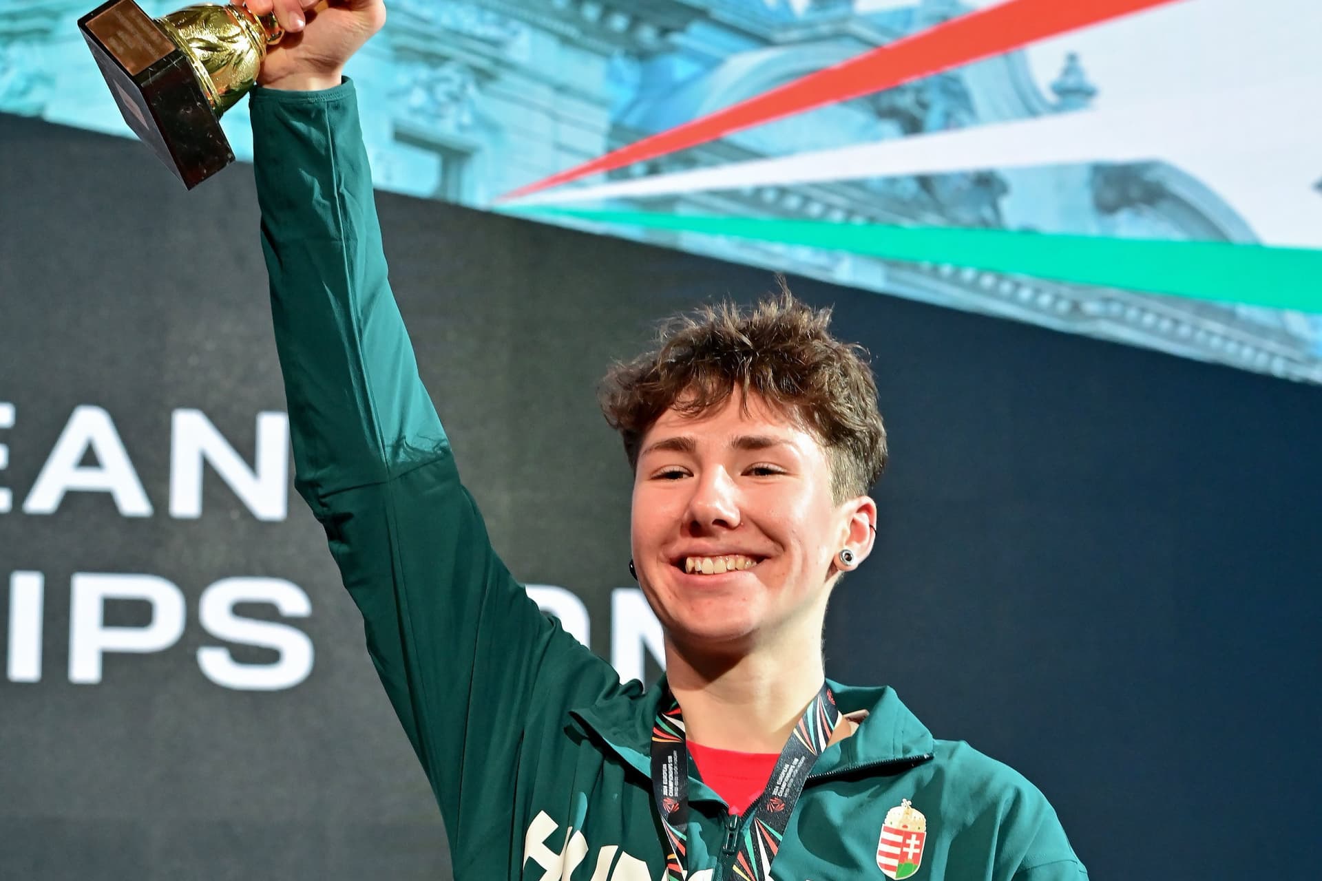 Jákó Miriam korosztályos világcsúccsal aranyérmes