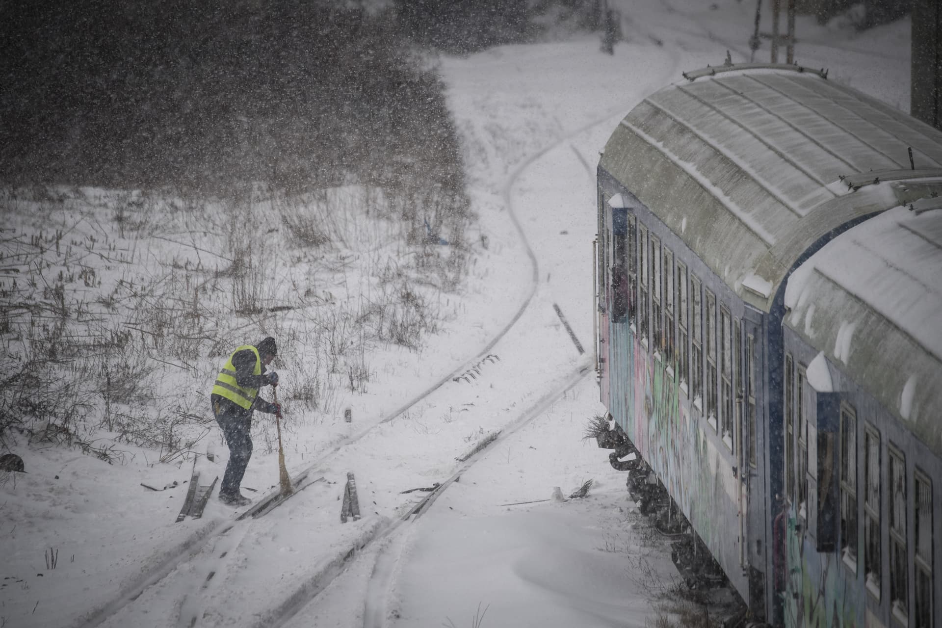Több ezer háztartás maradt áram nélkül Székelyföldön