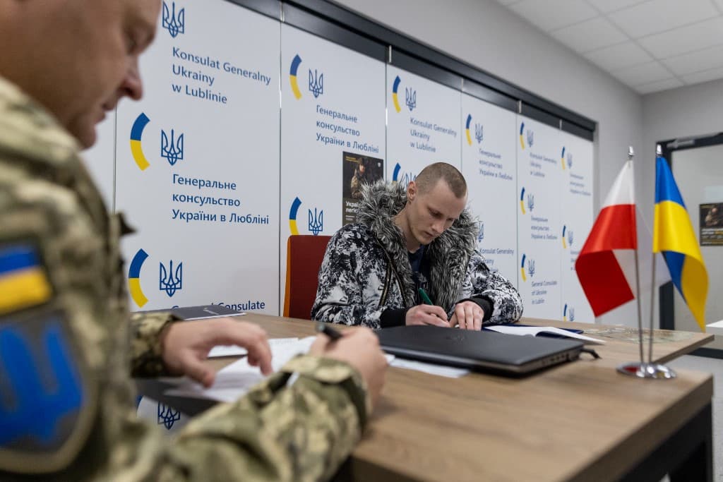 Döbbenetes eszközökhöz folyamodtak az ukrán mozgósítók