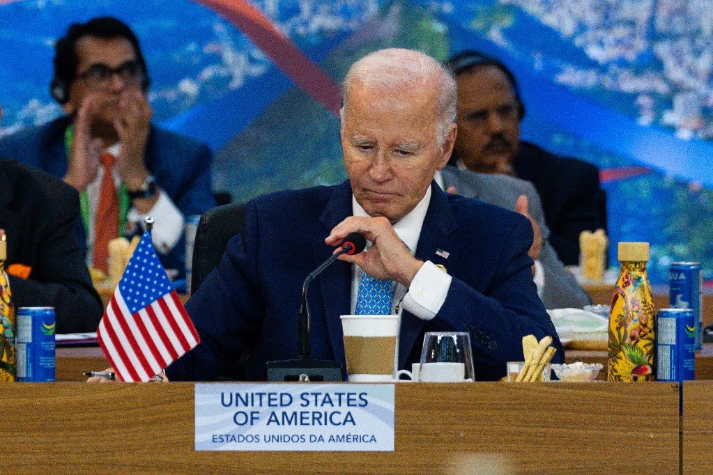 Biden még Trump érkezése előtt elengedi Ukrajna adósságait