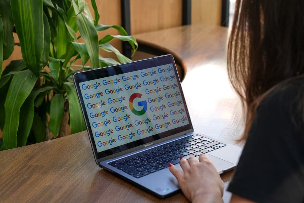 Dobra veretnék a Chrome-ot a Google-val
