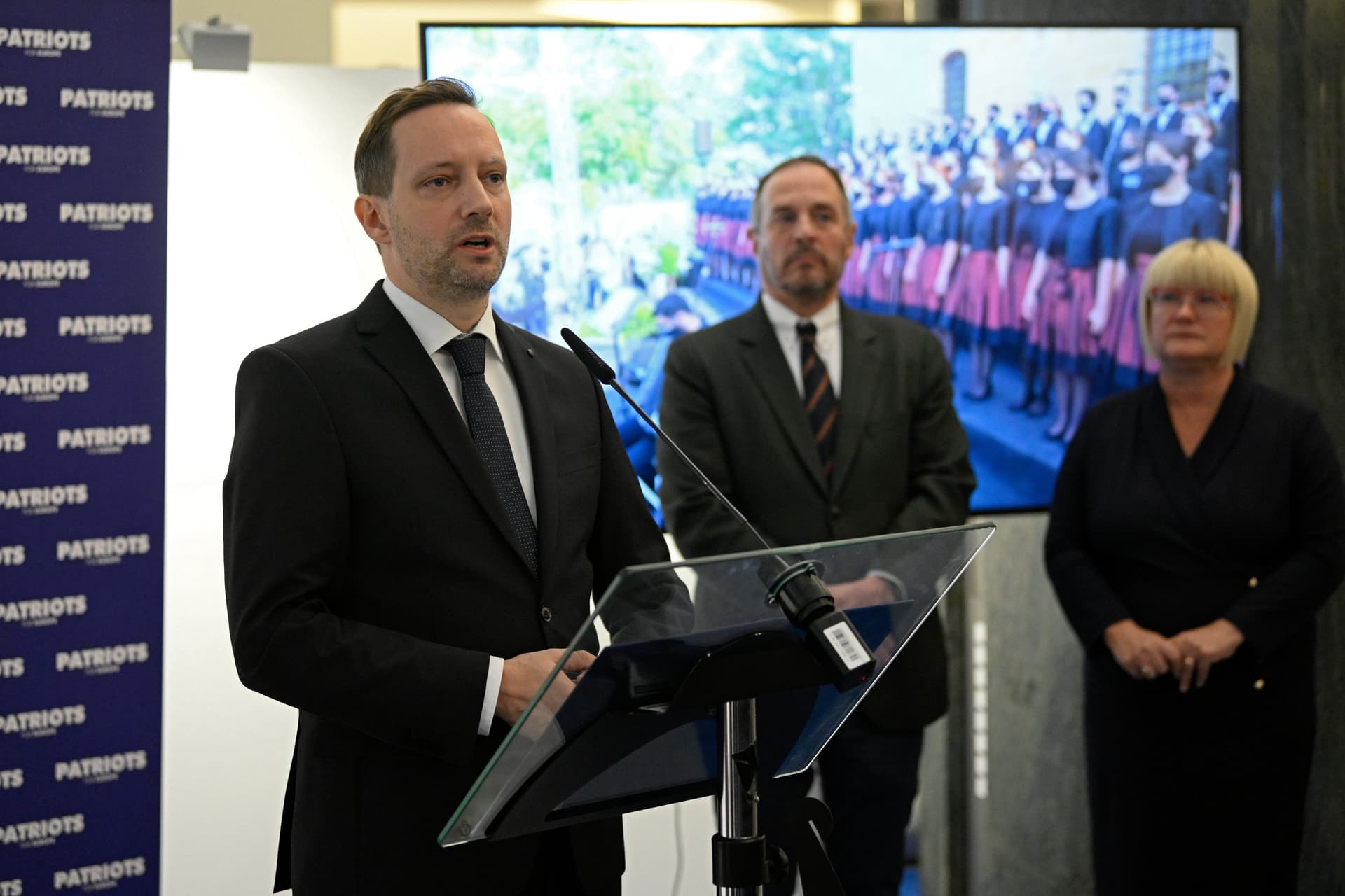 Azbej Tristan: A világon a legüldözöttebb vallás a kereszténység
