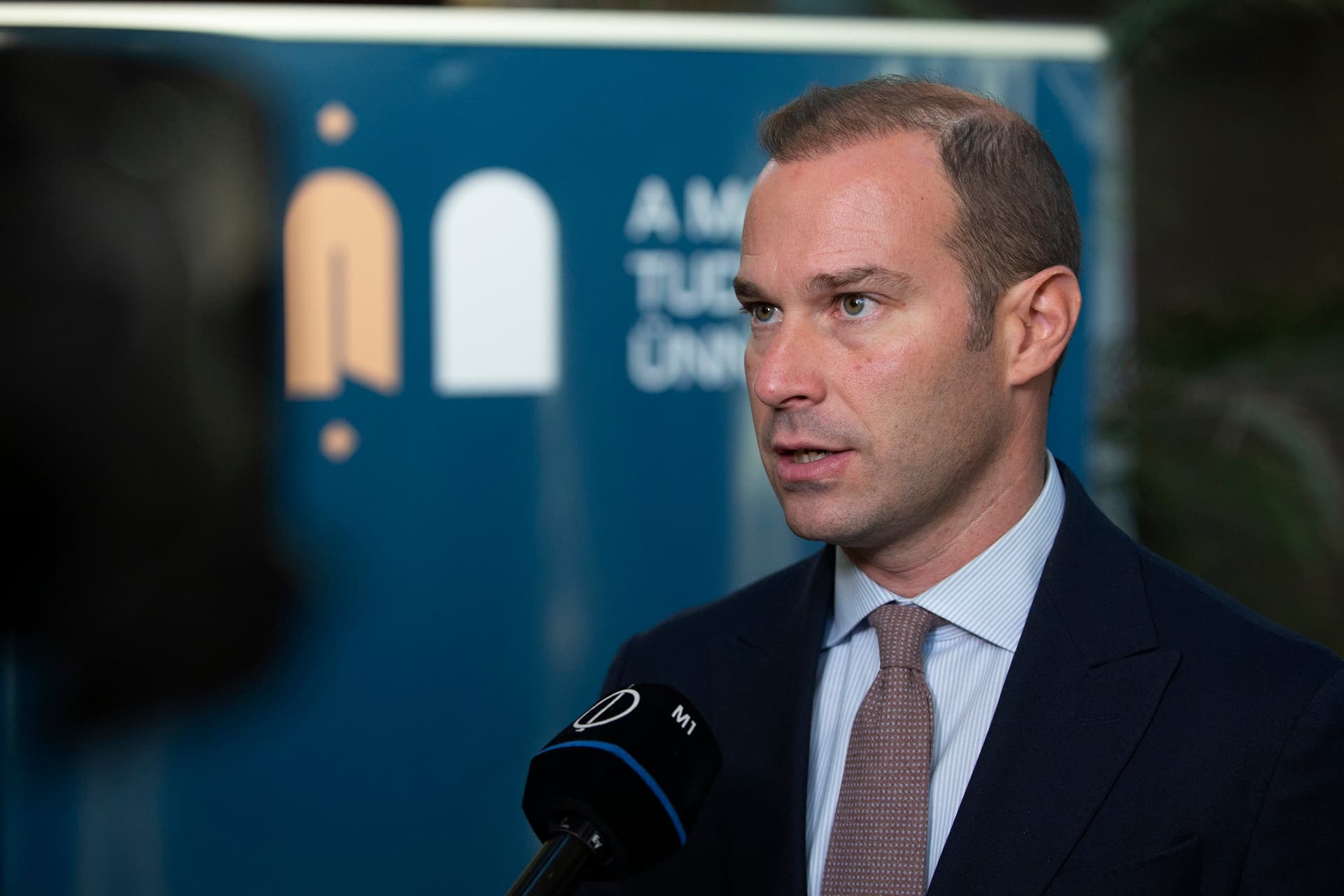 Hollik István: Magyarországnak a saját útját kell járnia